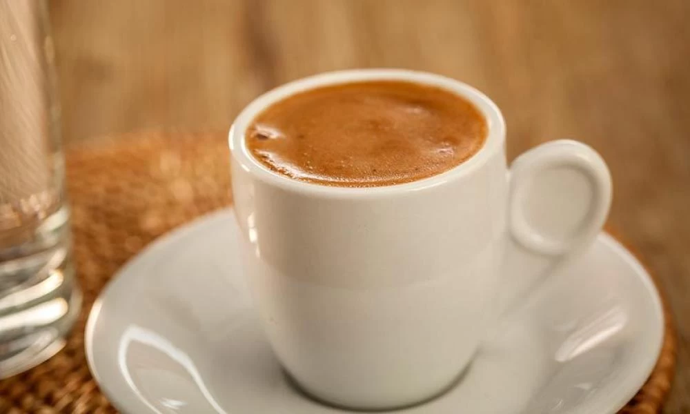 Προσοχή αν έχετε αυτό το υποκείμενο νόσημα! Πρόβλημα στα μάτια προκαλεί ο καφές